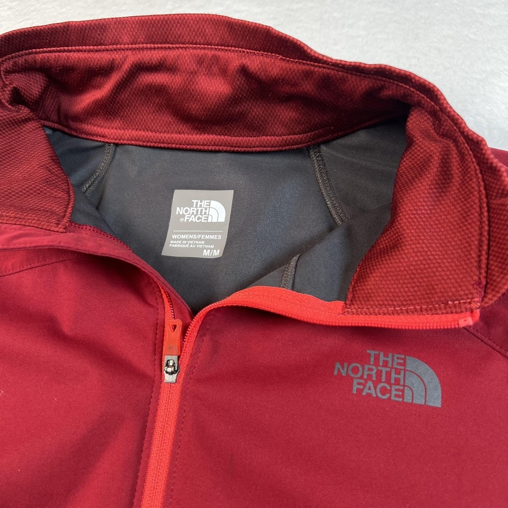 The North Face Isolite Jacket Womens M‎ Red Softshell  Zip Windbreaker Running - Picture 2 of 9